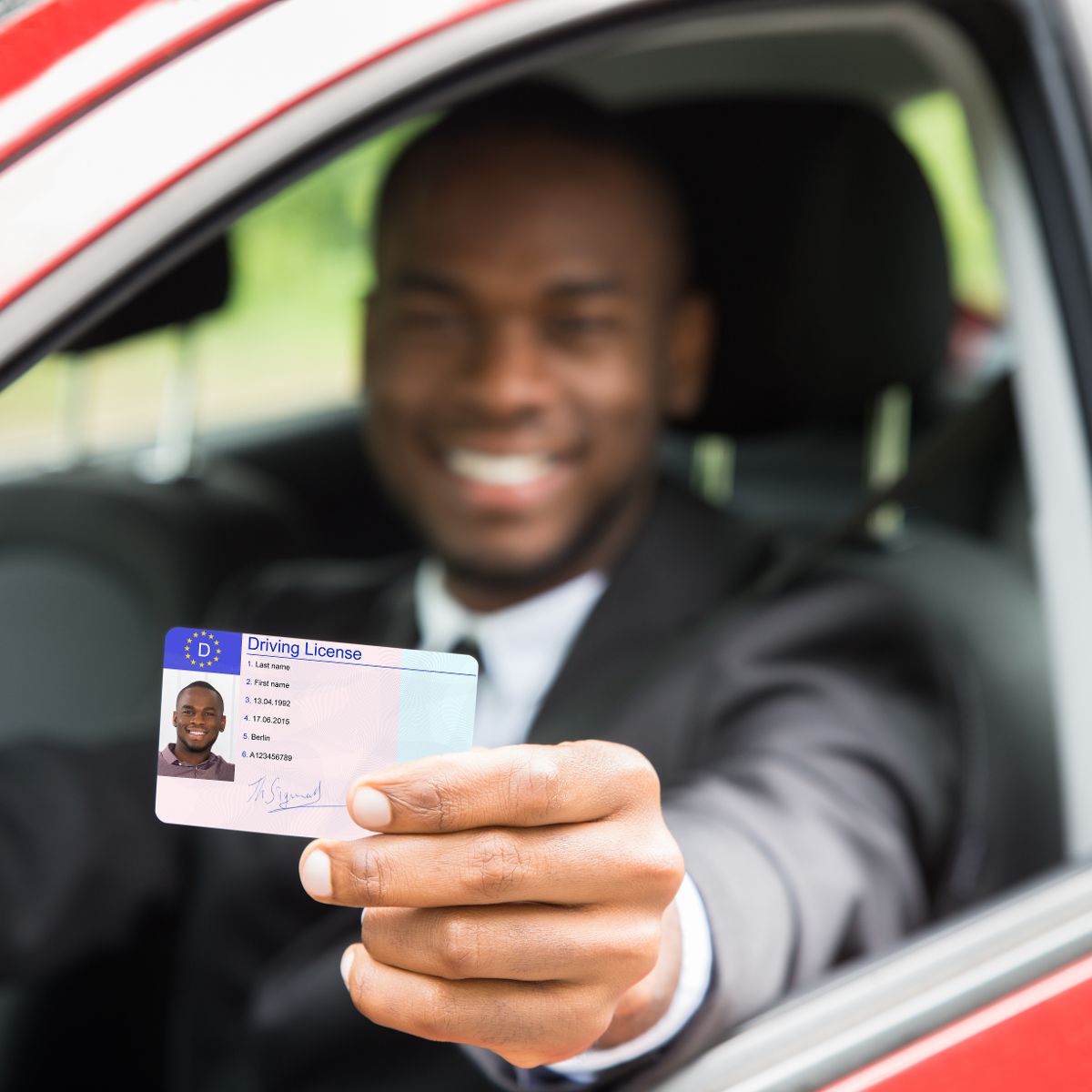 Fahrerlaubnis für Anfänger: Der Weg zum Führerschein