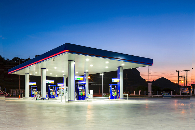 Tankstelle Total: Zwei Mal Kraft tanken für jede Reise