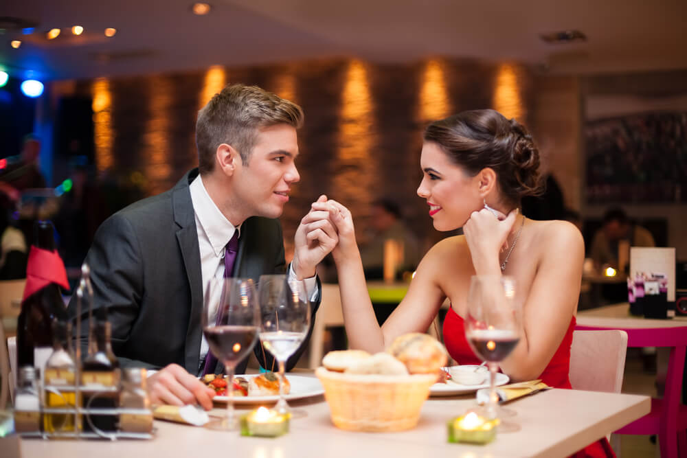 Destination Love: Romantik mit Globe-Romance steuern